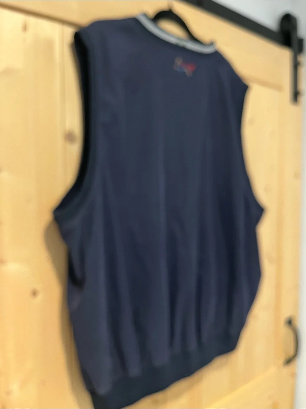 Greg Norman Collection Sleeveless V‑Neck Windbreaker XL/TG Navy Color